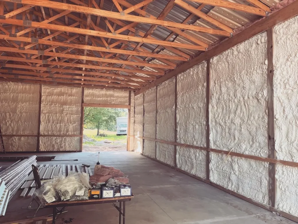 Pole Barn Insulation: Open vs. Closed-Cell in Southwest MI. 5 Spray Foam Company Allegan County Closed-cell Open-cell Contractor Greenshield